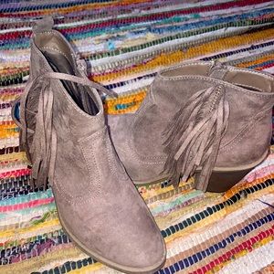 Women boot/ dress shoes